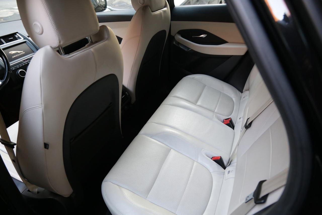 Jaguar E-Pace 2.0D 240 CV AWD aut. R-Dynamic S