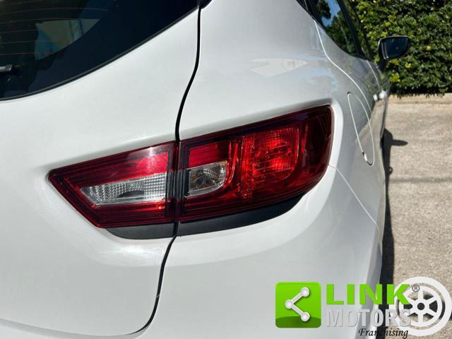 RENAULT Clio 1.2 75 CV 5 porte Duel2