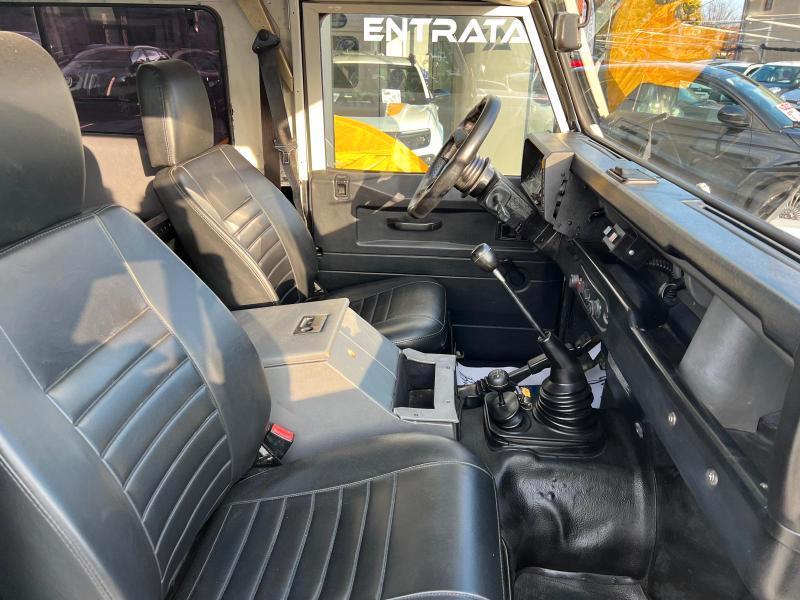 Land Rover Defender 90 SW Defender 90 2.5 tdi County