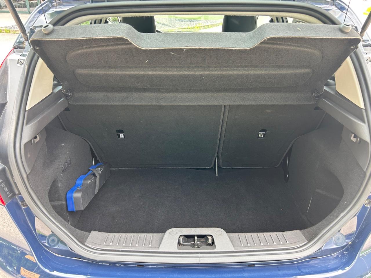 Ford Fiesta 1.5 TDCi 75CV 5 porte Black &*Neo patentati