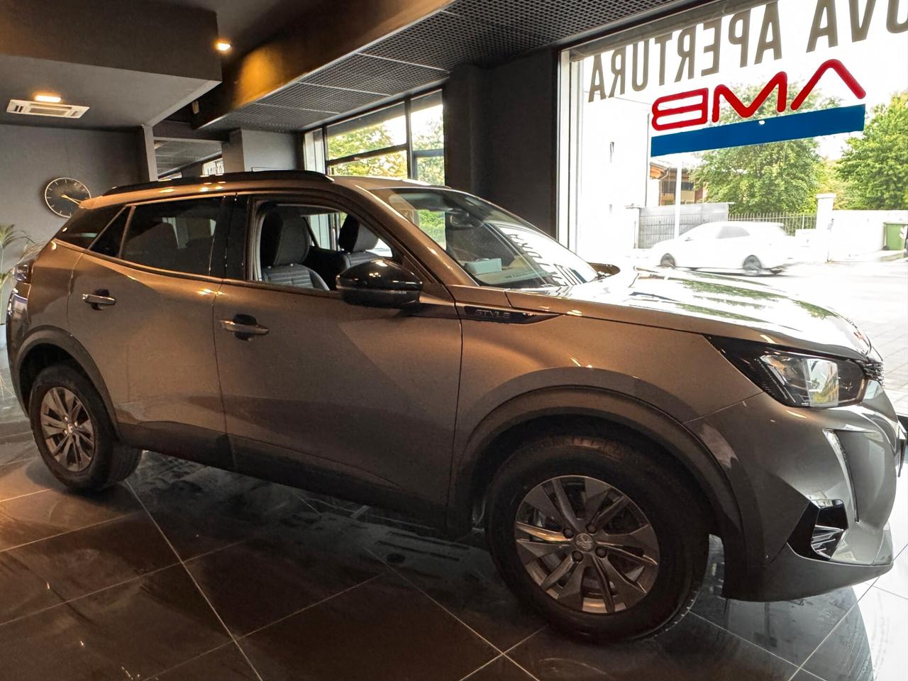 Peugeot 2008 PureTech STYLE