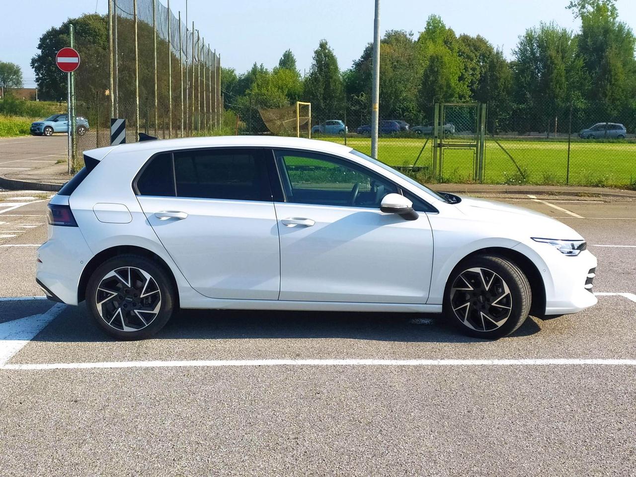 Volkswagen Golf Style 1.5 eHybrid PHEV 204C #12024