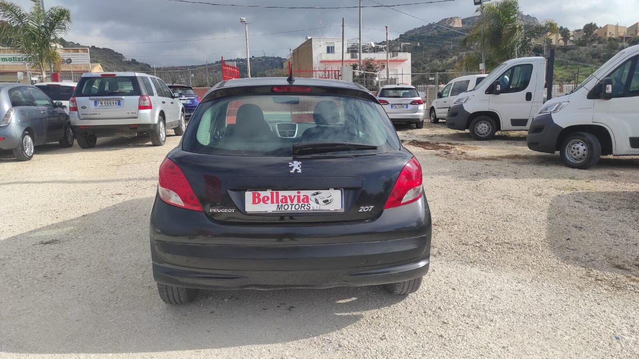 Peugeot 207 1.4 8V 75CV 3p ECO GPL