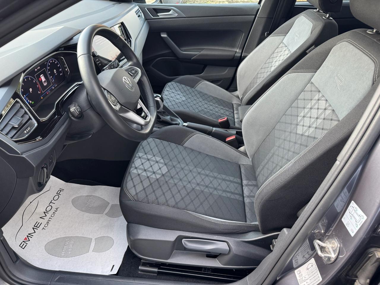 Volkswagen Taigo 1.0 tsi R-Line 110cv dsg