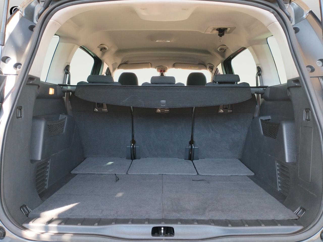Peugeot 5008 BlueHDi 120 S&S - NEOPATENTATI