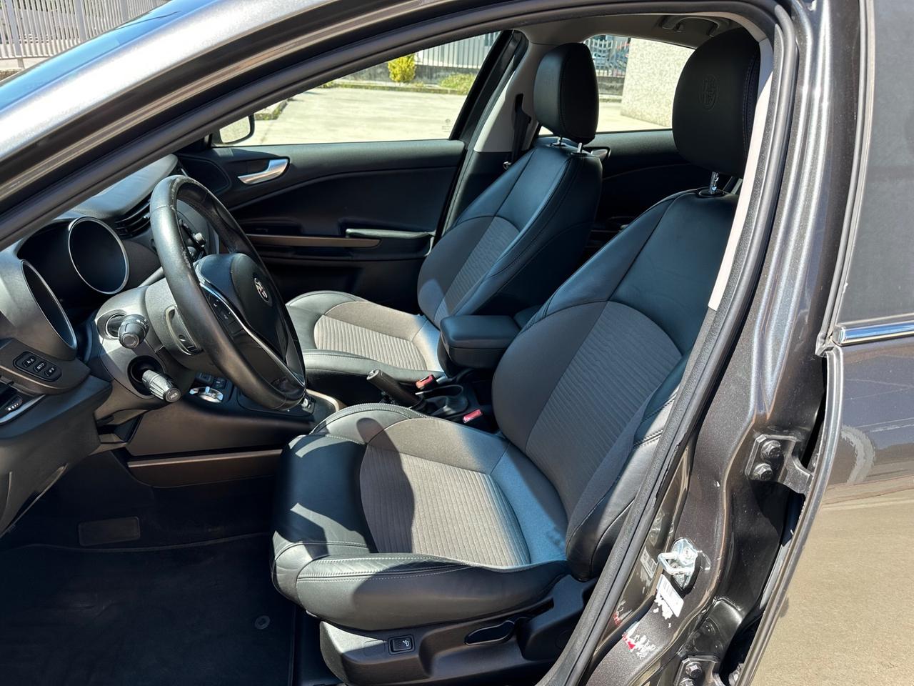 Alfa Romeo Giulietta 2.0 JTDm-2 175 CV TCT Exclusive