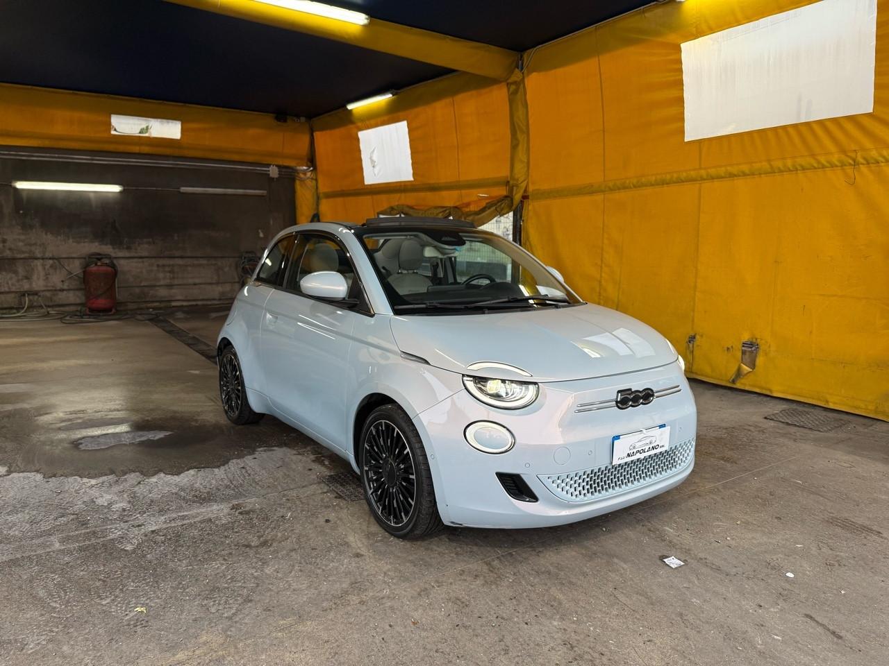 Fiat 500 500e Cabrio 42 kWh La Prima