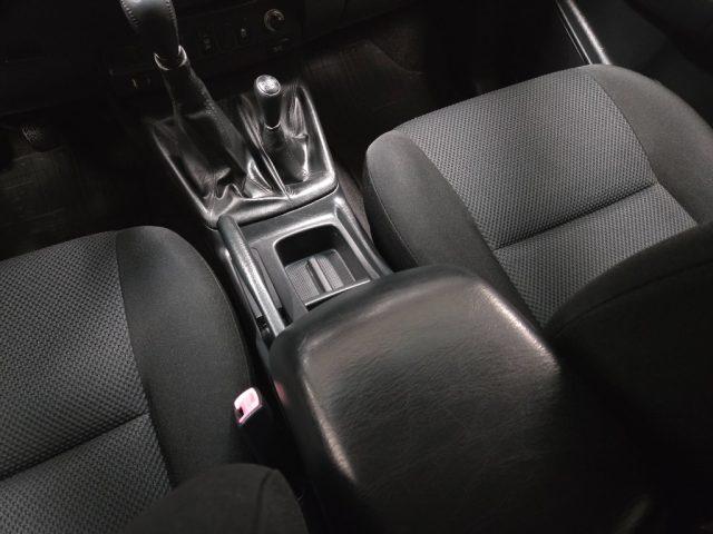 TOYOTA Hilux D-4D 4WD EXTRA CAB MANUALE