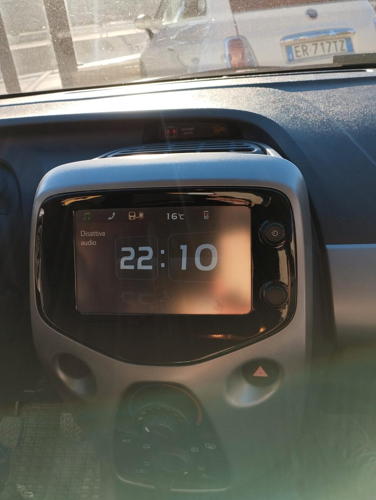 Peugeot 108 VTi 68 5 porte Allure TOP!