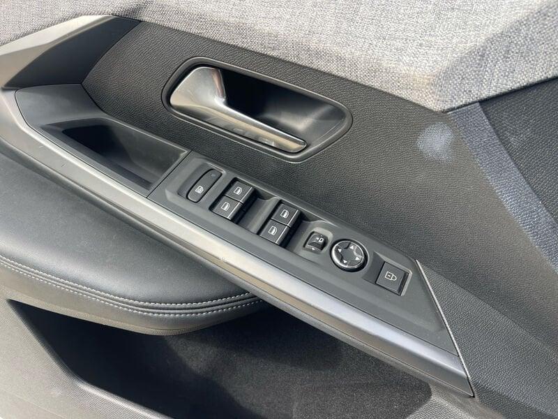 Peugeot 3008 III 2024 1.2 hybrid GT 145cv e-dcs6