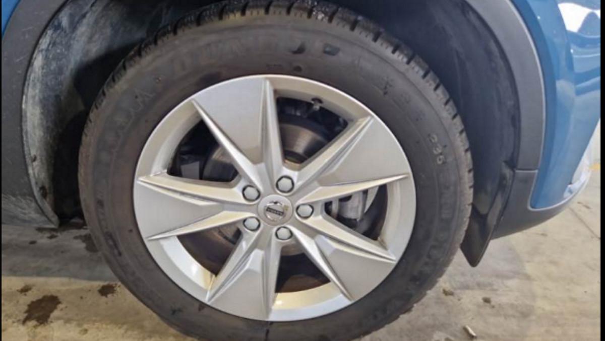 VOLVO Xc40 T2 Automatico Core N-1