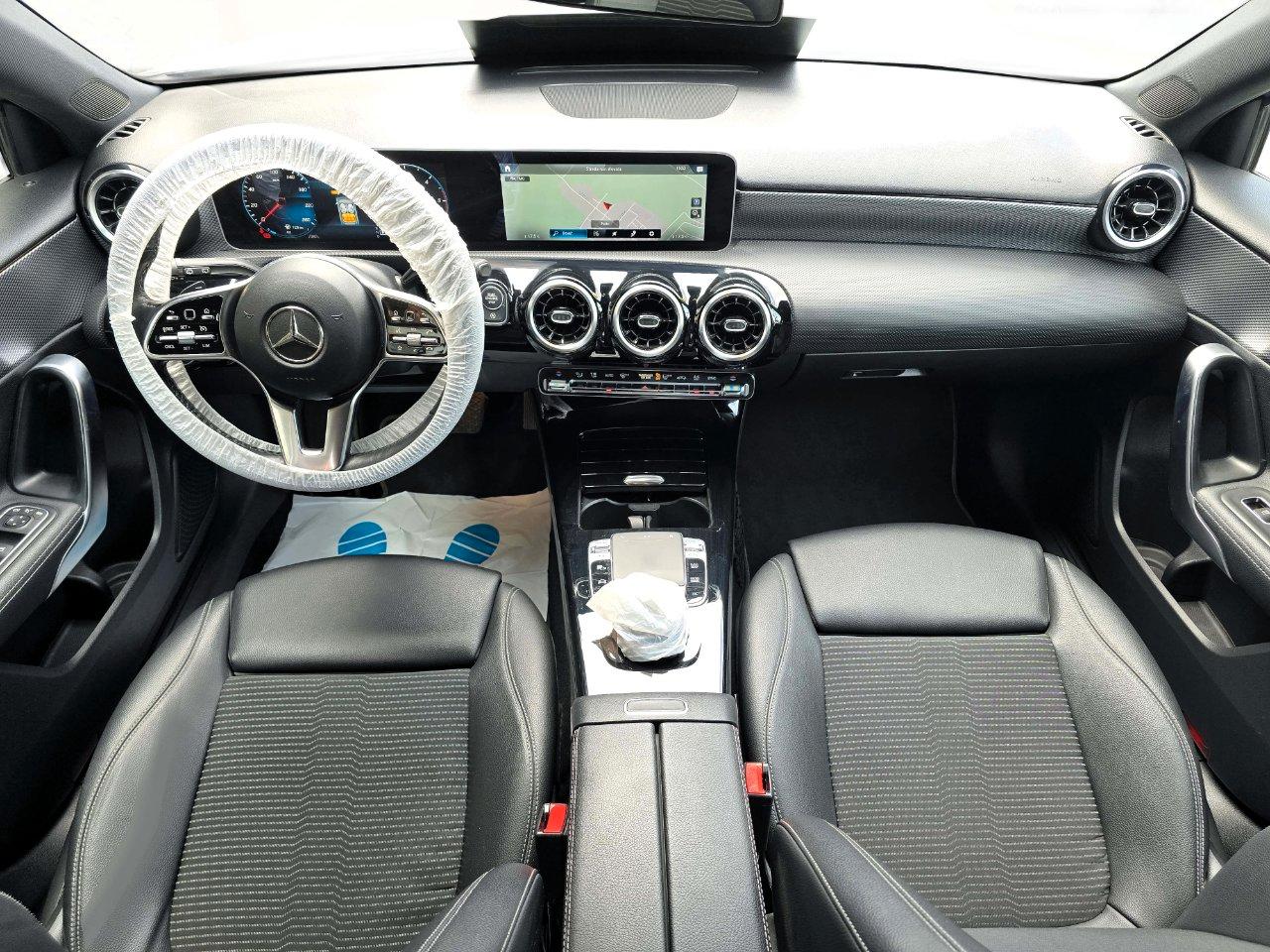 Mercedes A 180 D NIGHT EDITION AUTOMATGICA CAMERA/NAVI/18