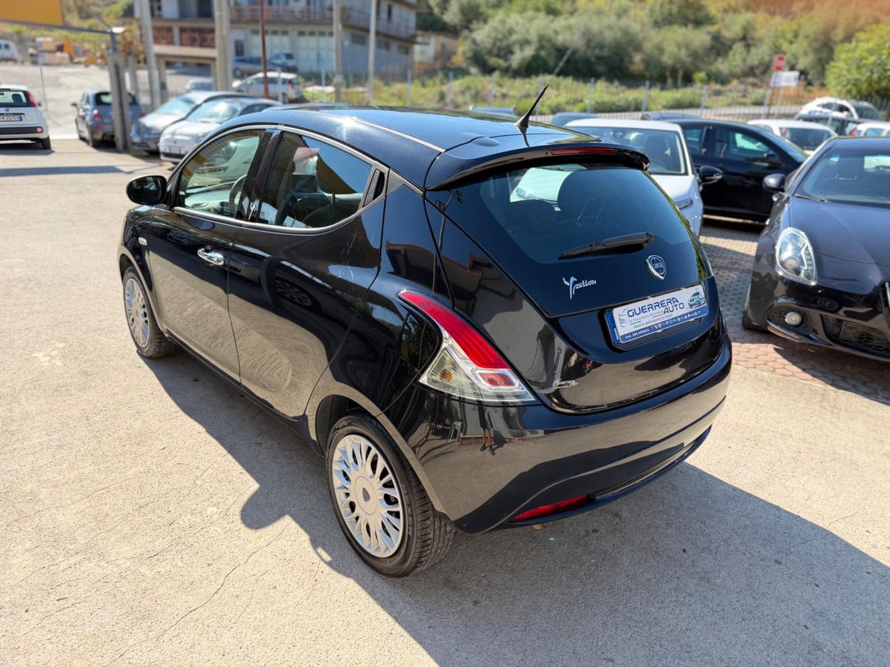 Lancia Ypsilon 1.2 69 CV 5 porte GPL Km Certificati