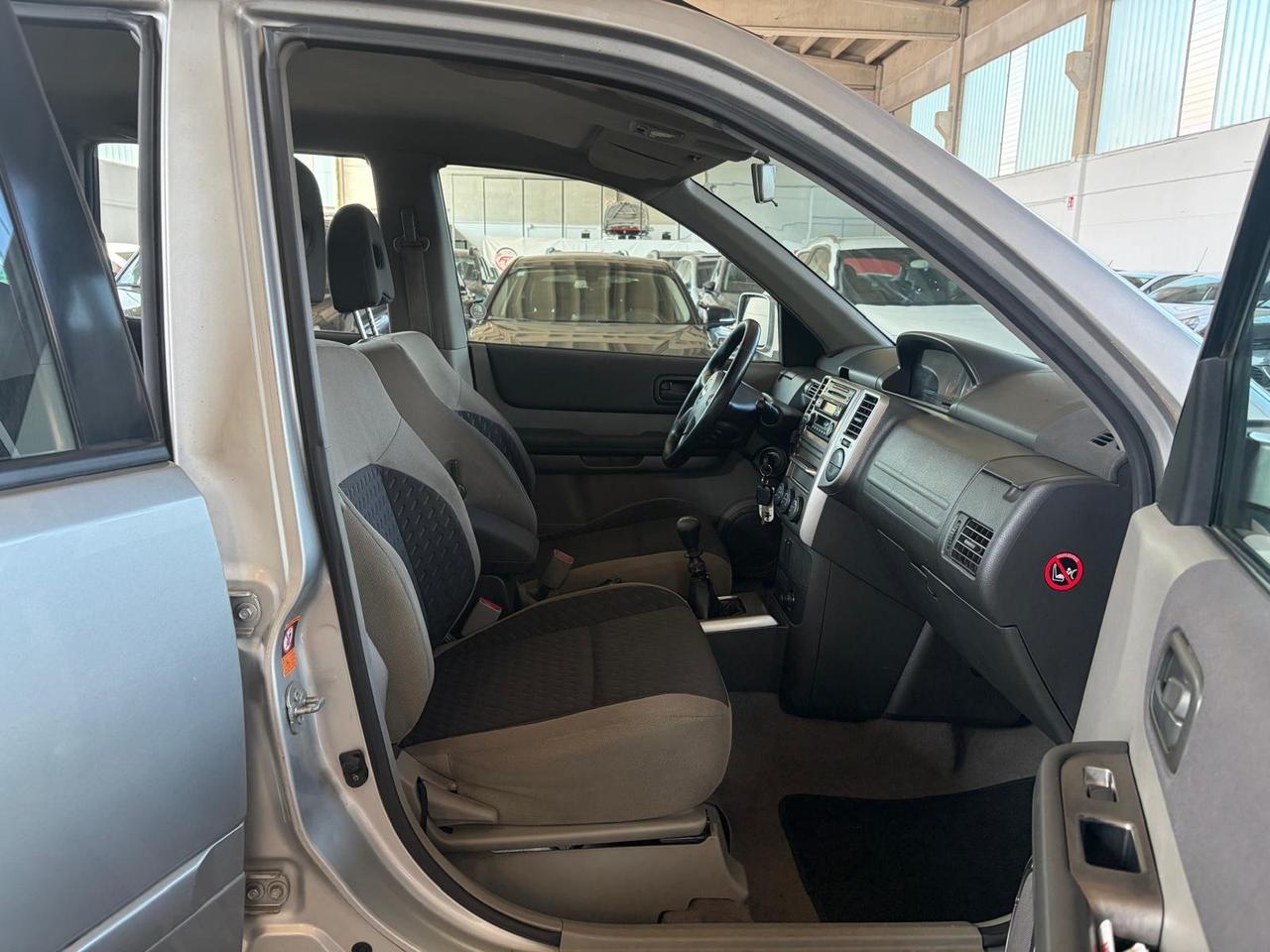Nissan X-Trail 2.2 dCi Elegance