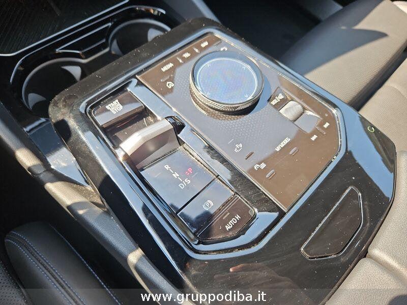 BMW Serie 5 G60 Berlina 520d 48V xdrive MSport Pro auto