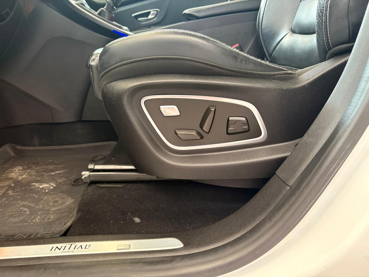 Renault Scenic Scénic dCi 130 CV Energy Initiale Paris