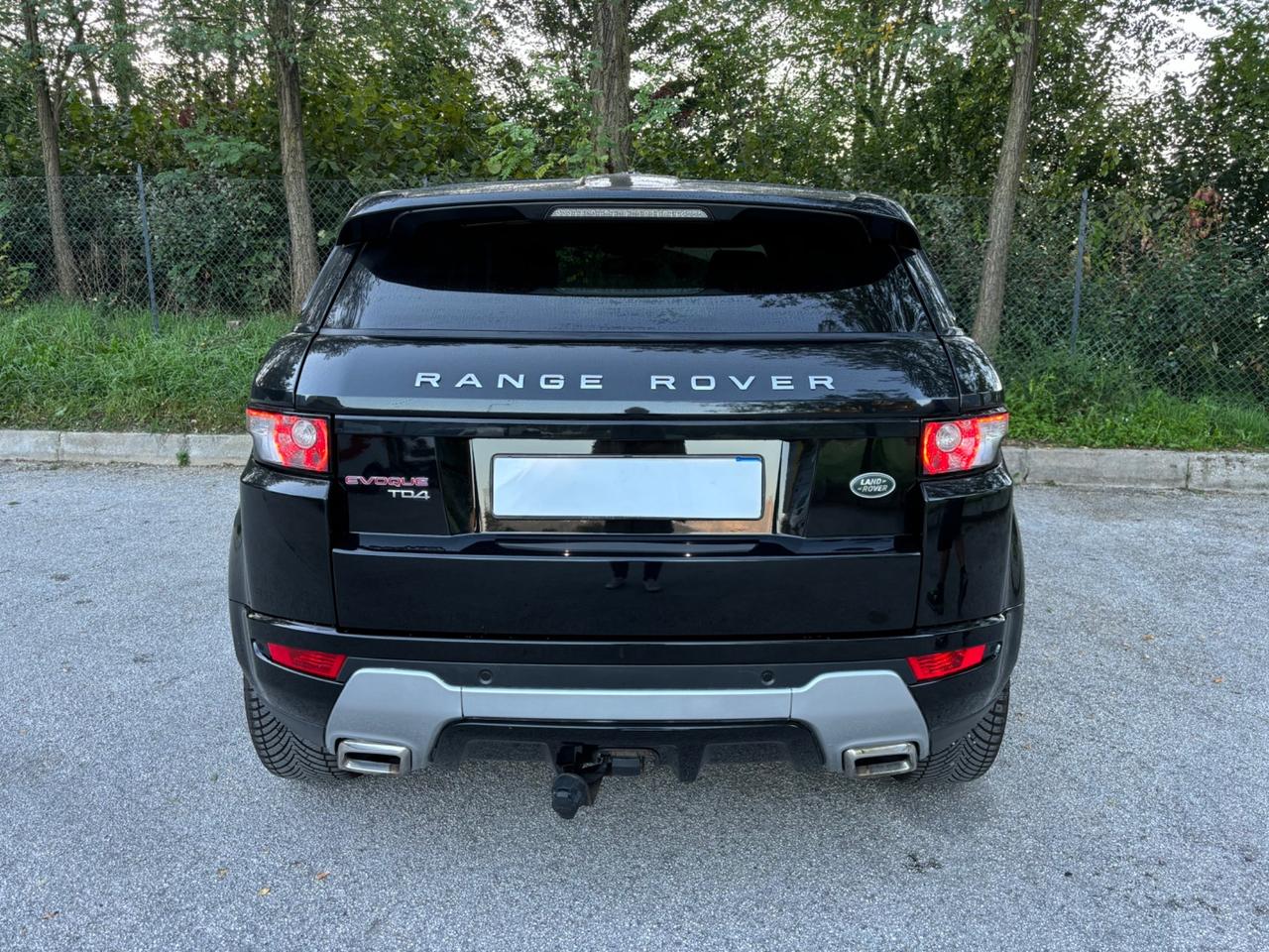 Land Rover Range Evoque 2.2 TD4 5p. Pure