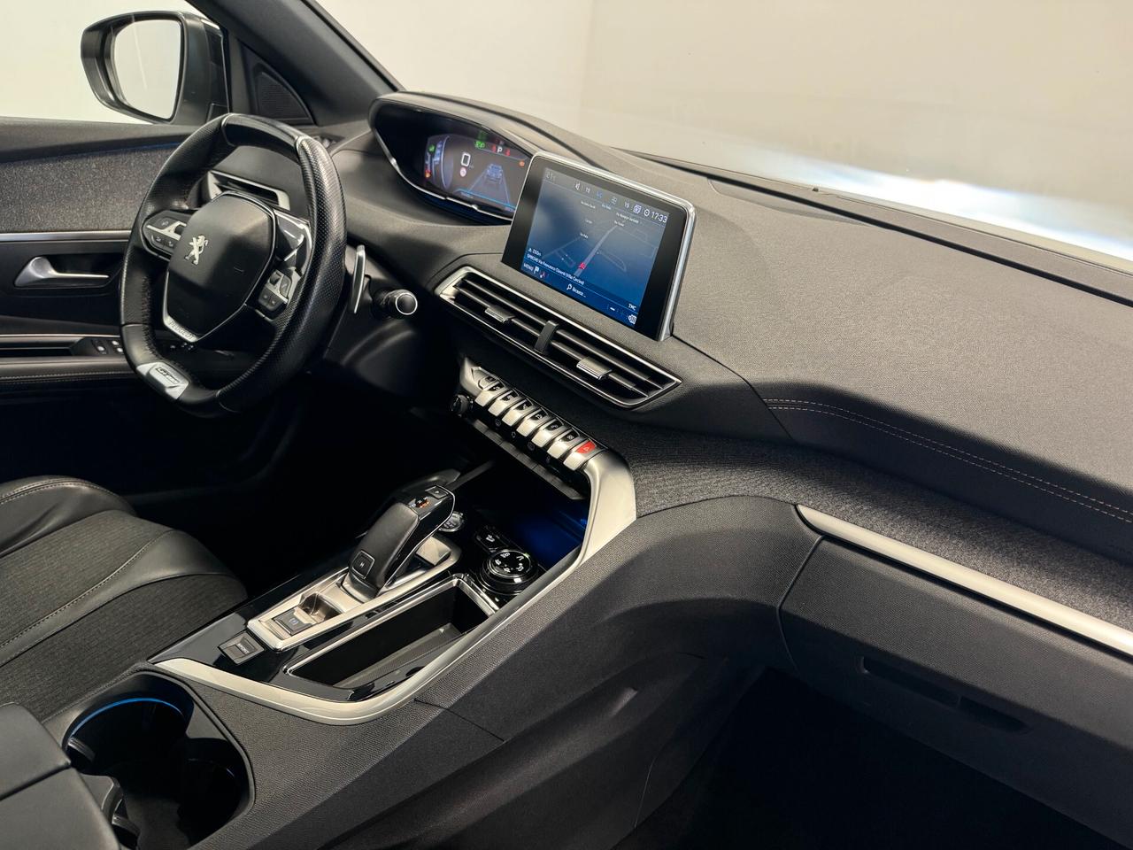 Peugeot 3008 PureTech Turbo 130 S&S EAT8 GT Line UNIPROP.