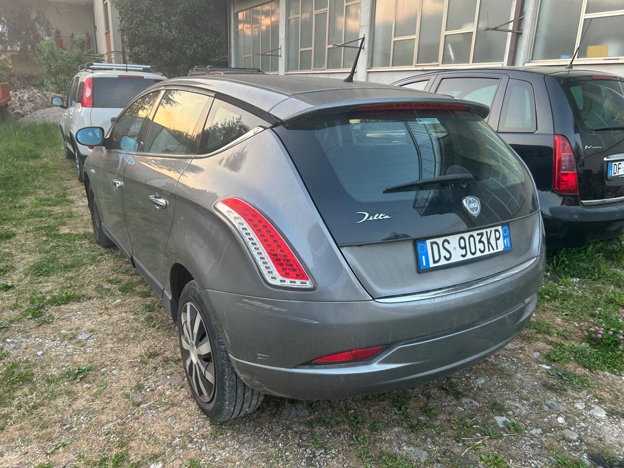 Lancia Delta 1.6 MJT DPF Selectronic Argento