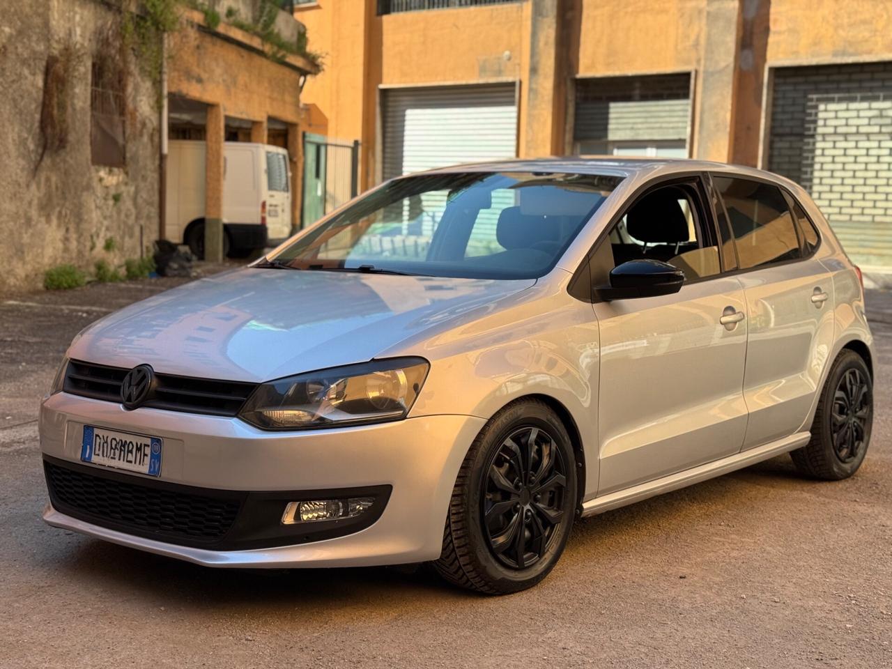 VOLKSWAGEN POLO 1.6 TDI 75CV 5.P EURO5B. GARANZIA 12 MESI