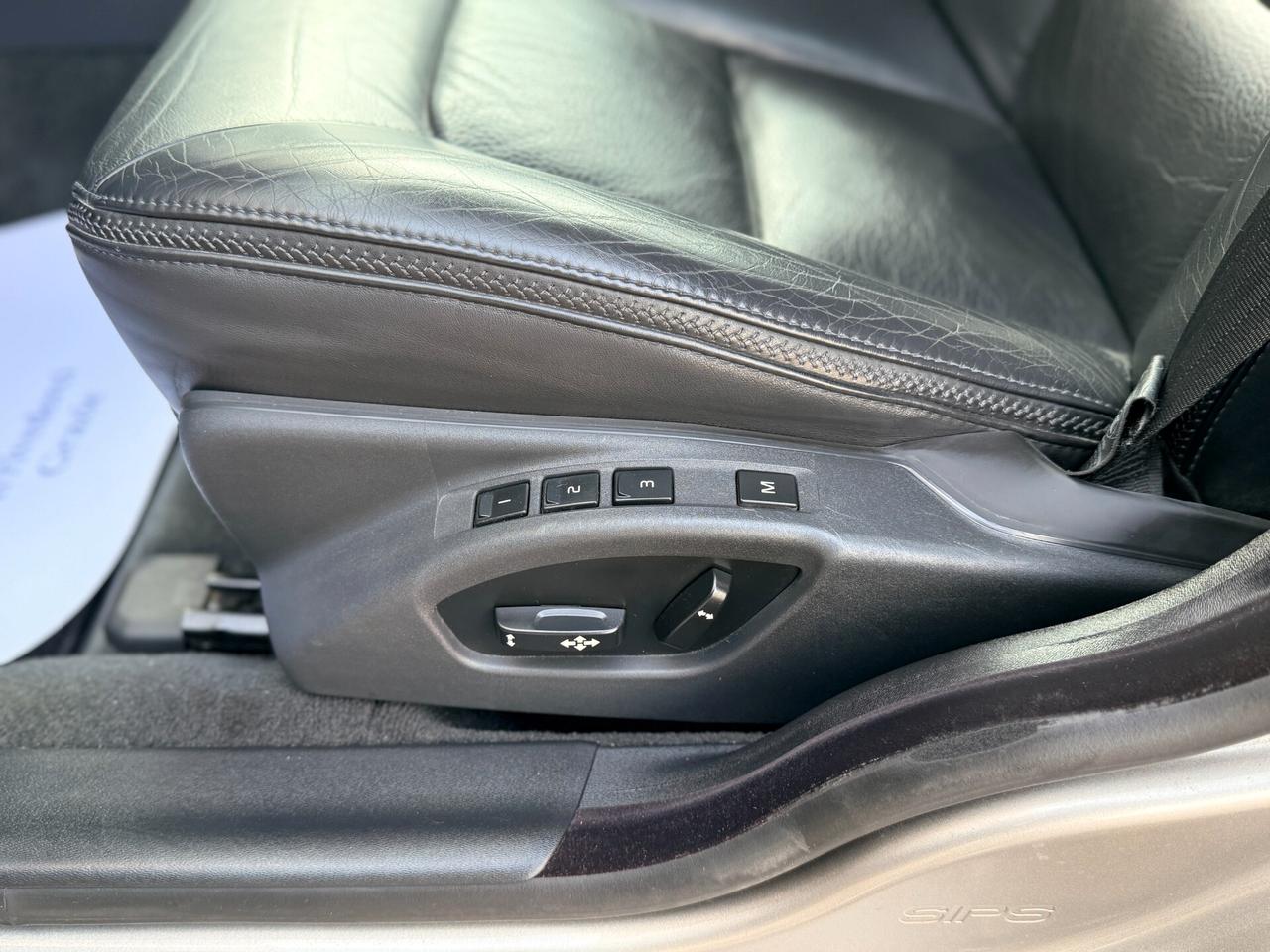 Volvo XC 70 XC70 D5 AWD Summum