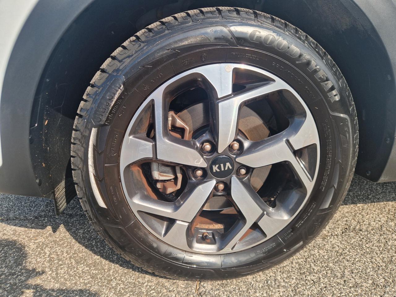 Kia Sportage 1.6 136cv Ibrida/diesel automatica