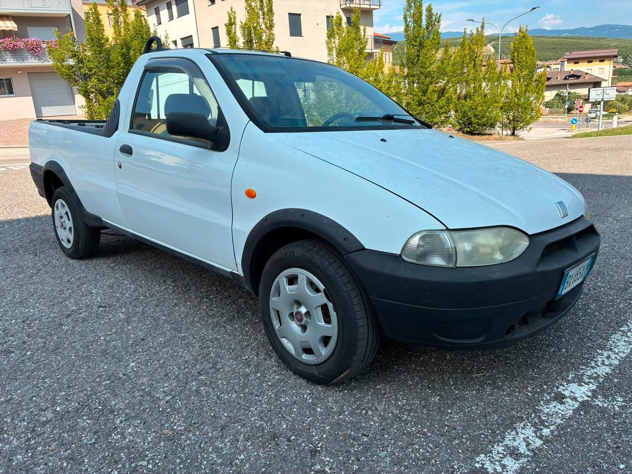 FIAT STRADA 1.9D