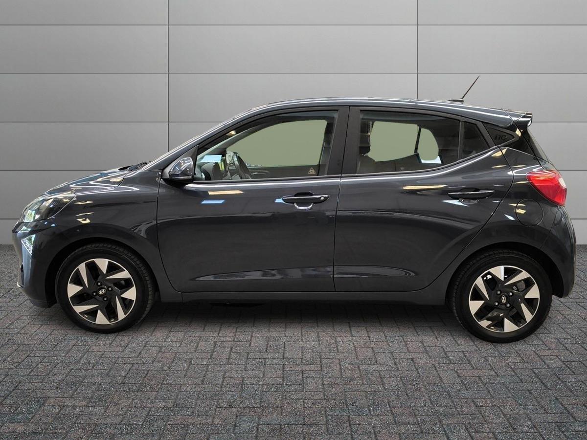 HYUNDAI i10 III 2023 - i10 1.0 mpi Connectline 67cv