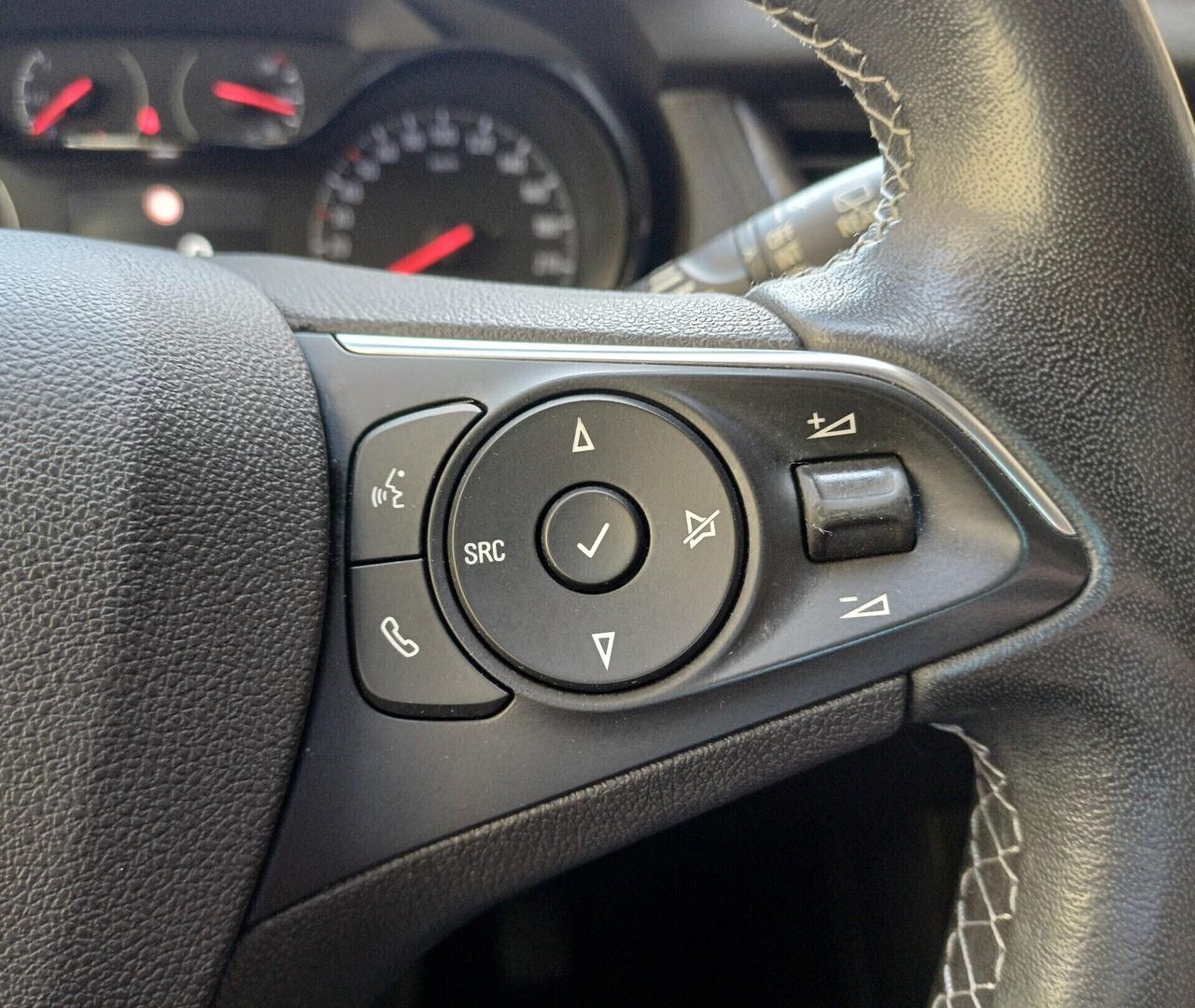 OPEL GRANDLAND X 1.5 DIESEL 130cv BUSINESS EDITION