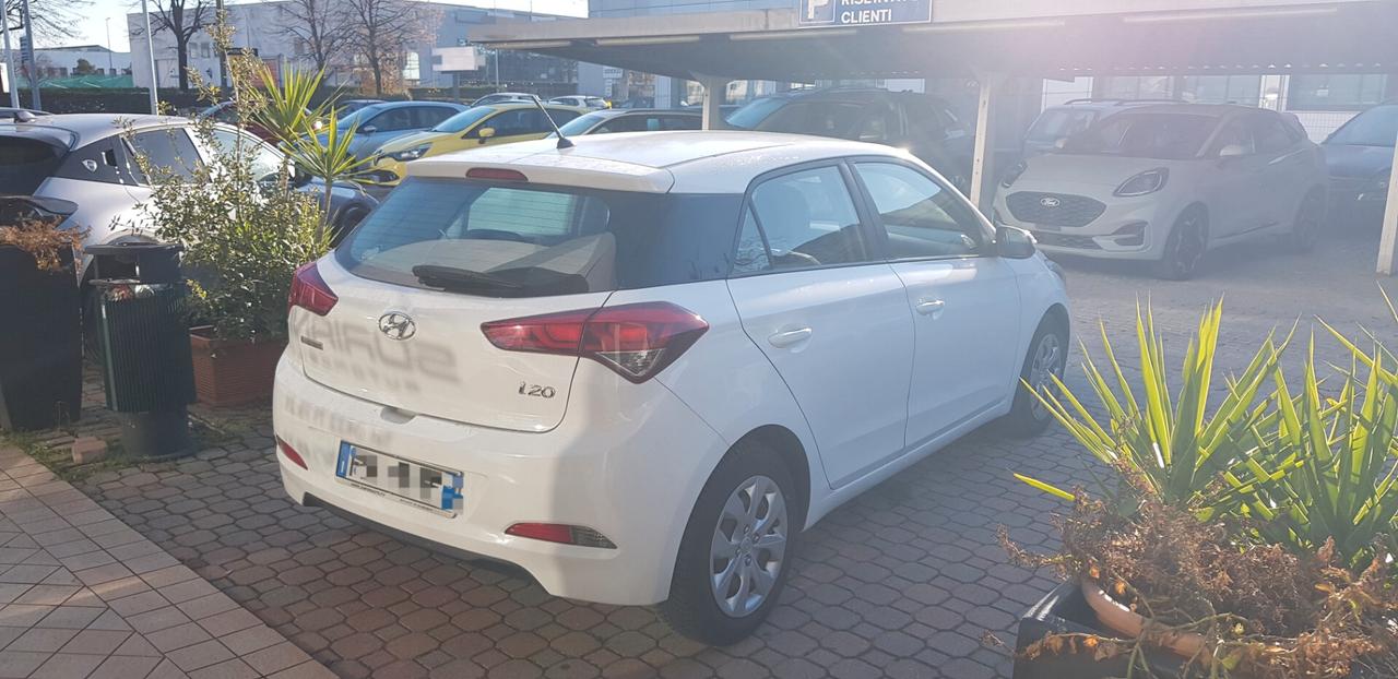 Hyundai i20 1.2 5 porte Classic 75cv OK NEO PATENTATI