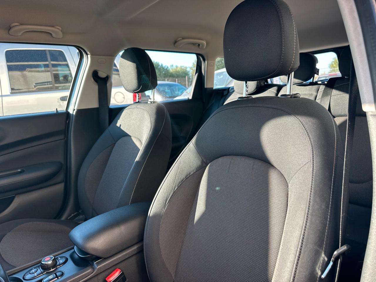 Mini Cooper Clubman 1.5 Hype 2016 Stupenda Garant