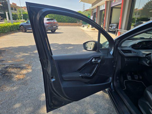 PEUGEOT 208 1.2i Benzina 82CV 5 Porte Active per NEOPATENTATI