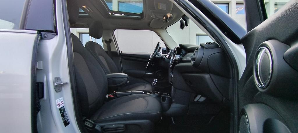 Mini Cooper D 1.5 TwinPower Turbo Cooper D Hype DCT