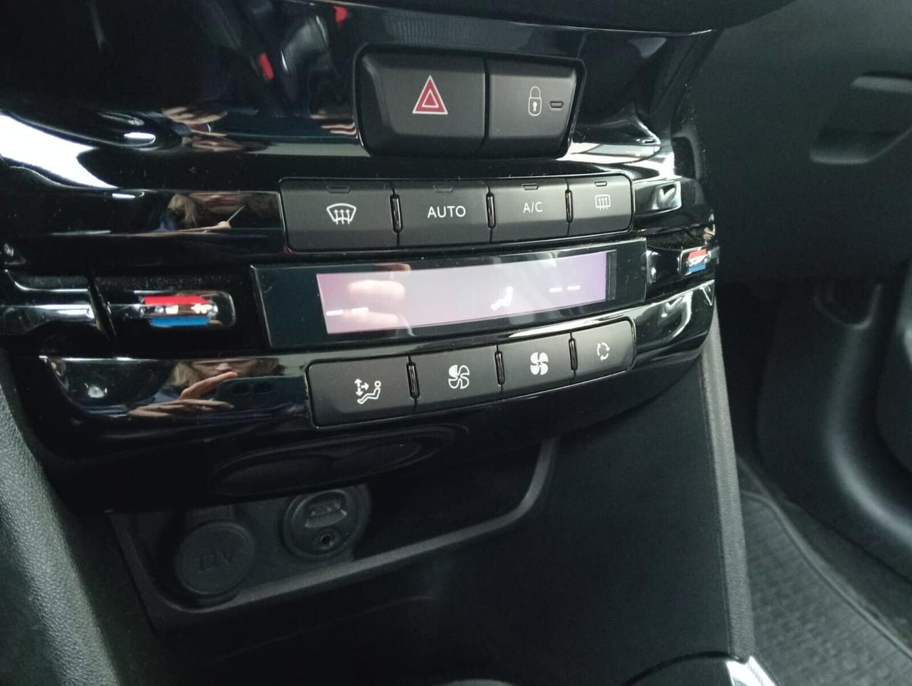 Peugeot 2008 1.6 VTi 120CV Allure
