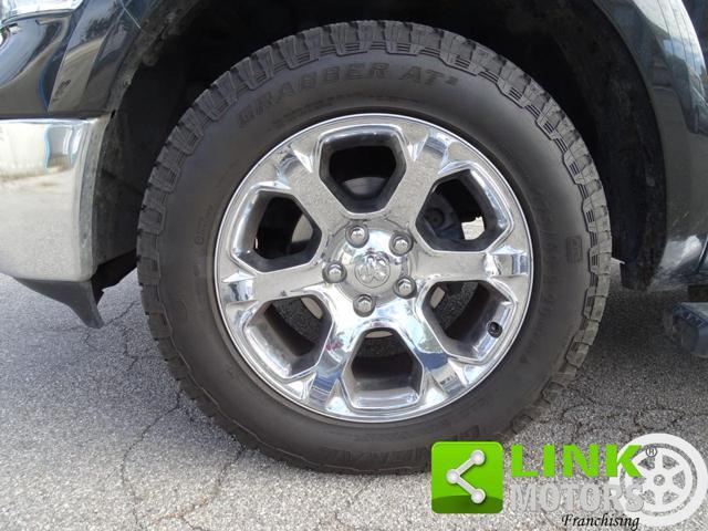 DODGE RAM 1500 AWD 5.7L V8 401CV LARAMIE AUTOCARRO