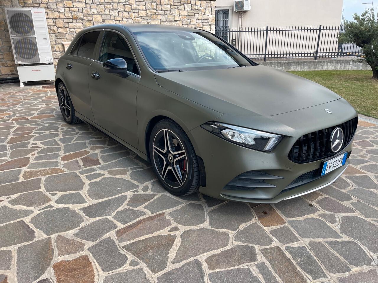 Mercedes-benz A 180 Automatic Premium AMG