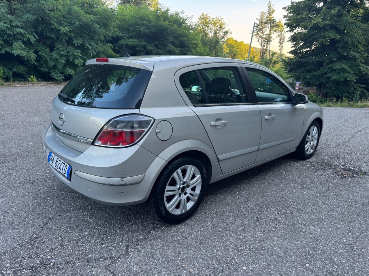 Opel Astra 1.9 CDTI 120CV 5 porte aut. Cosmo