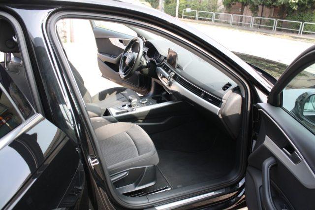 AUDI A4 2.0 TDI 150 CV S tronic Business