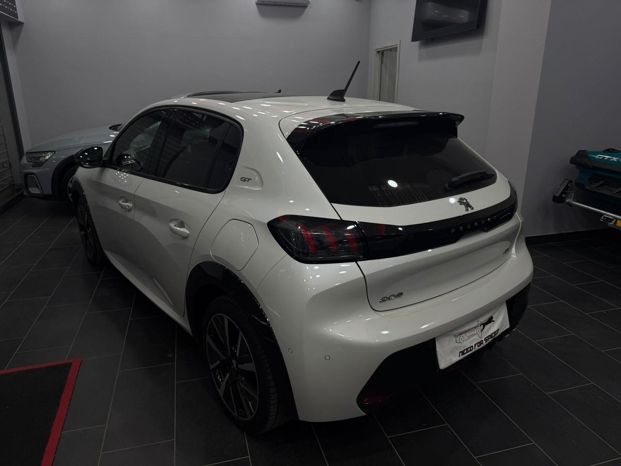 Peugeot 208 PureTech 130 Stop&Start EAT8 5 porte GT Pack