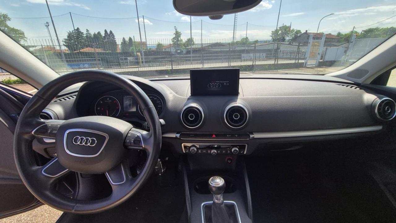 AUDI A3 3ª serie A3 SPB 1.6 TDI Ambition