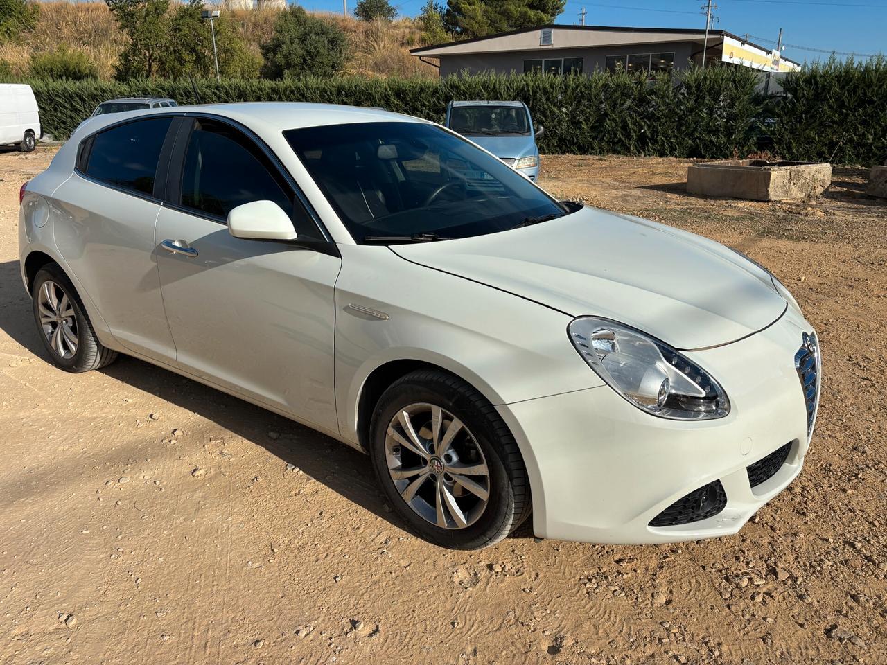 Alfa Romeo Giulietta 1.6 JTDm-2 105 CV Distinctive