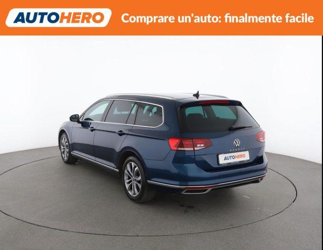 VOLKSWAGEN Passat Variant 2.0 TDI SCR 200 CV DSG Executive