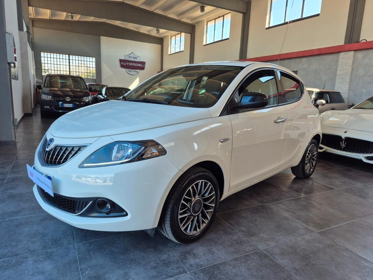 Lancia Ypsilon 1.0 hybrid gold PREZZO REALE