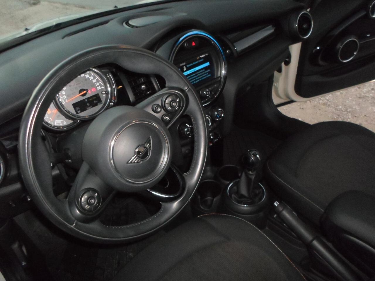 Mini 1.5 Cooper D Baker Street