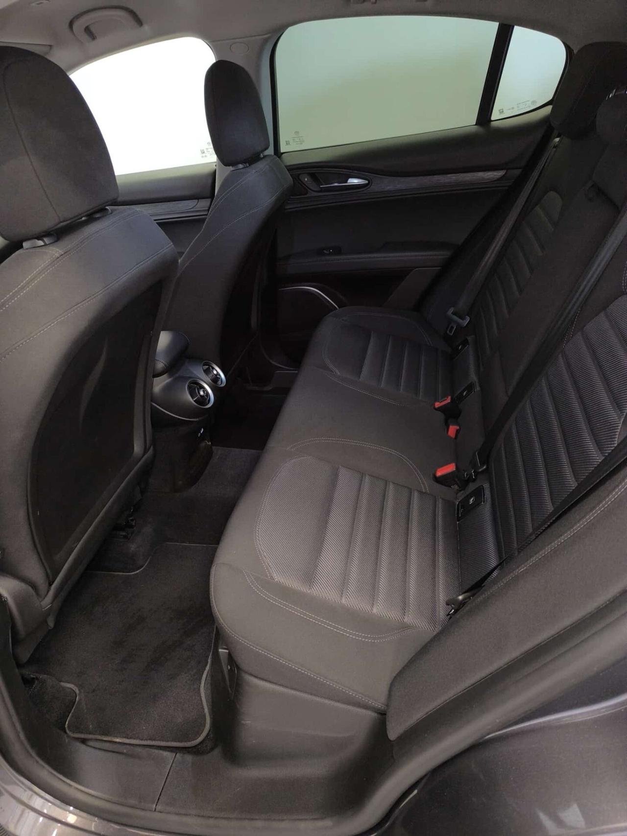 Alfa Romeo Stelvio 2.2 Turbodiesel 190 CV AT8 Q4 Business