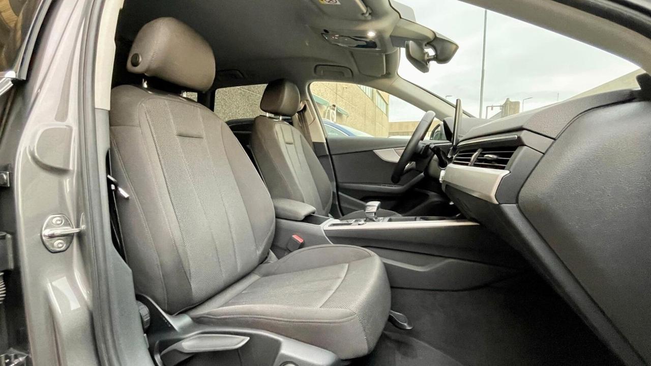 Audi A4 Avant 40 TDI S tronic line edition