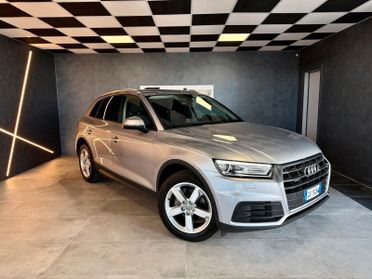 Audi Q5 35 TDI quattro S tronic Business