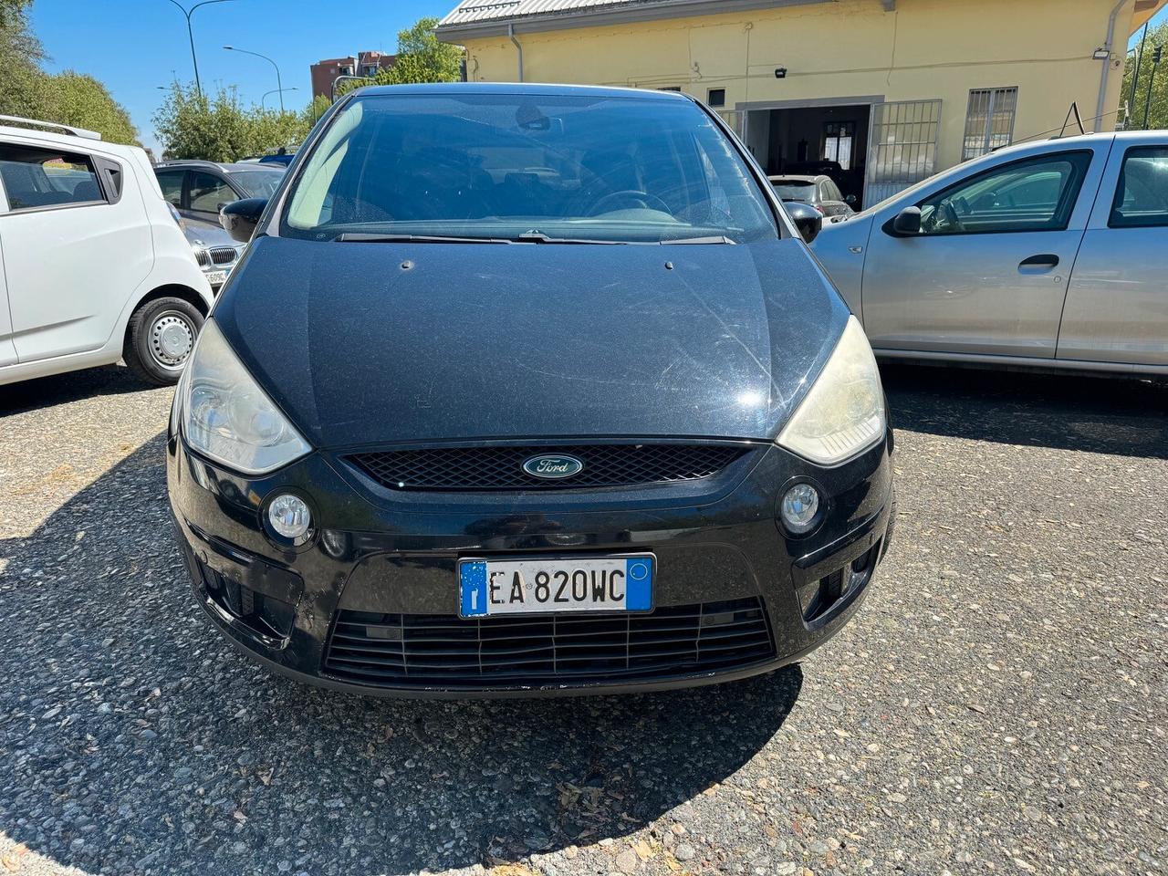 Ford S-Max 2.0 TDCi 7 POSTI Titanium 2010