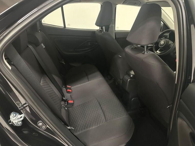 Toyota Yaris Cross Yaris Cross 1.5 Hybrid 5p. E-CVT Active IVA ESPOSTA