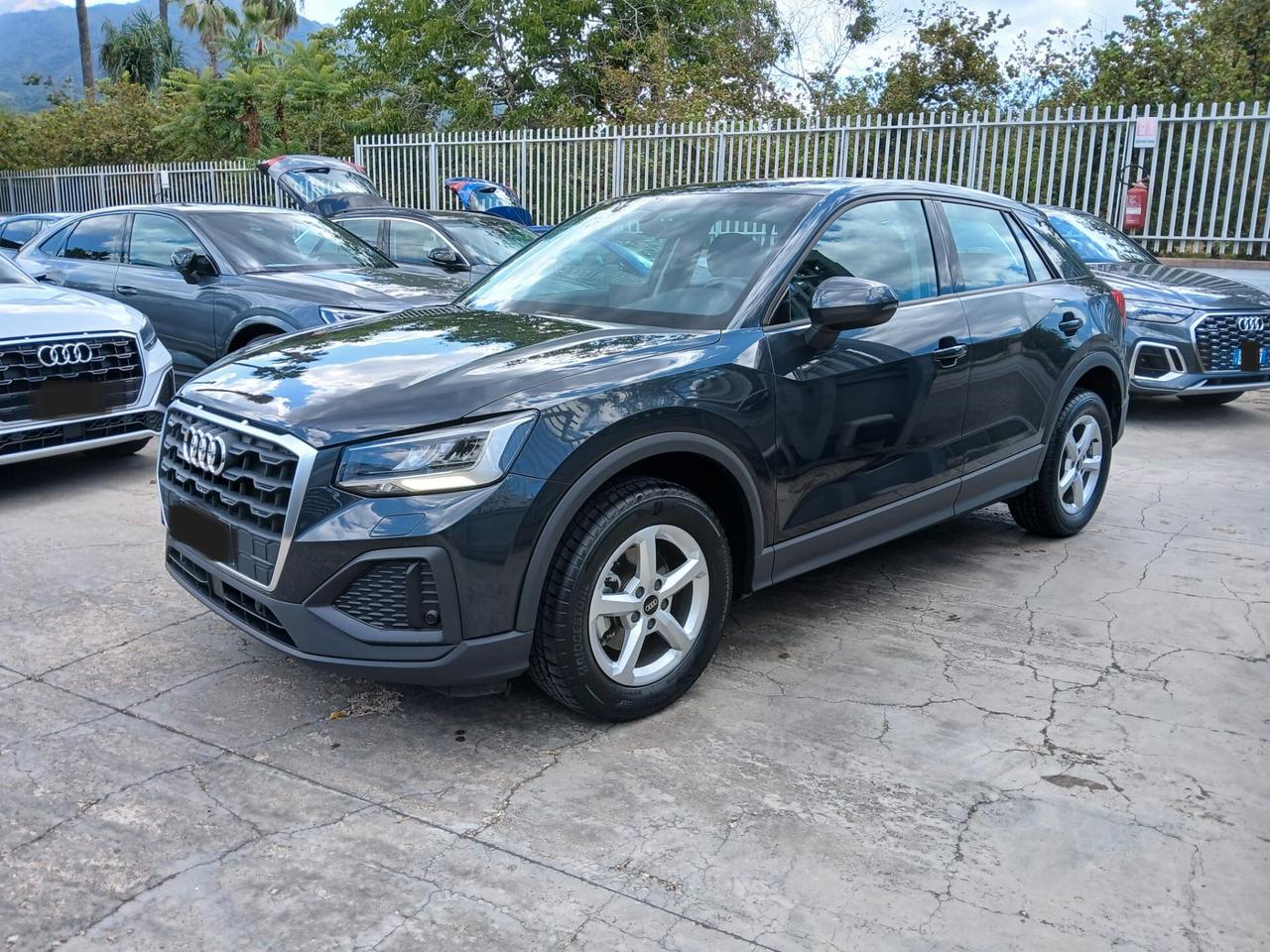 Audi Q2 30 TFSI Business